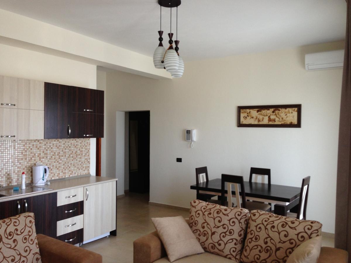 Shëngjin Hotel Alba מראה חיצוני תמונה