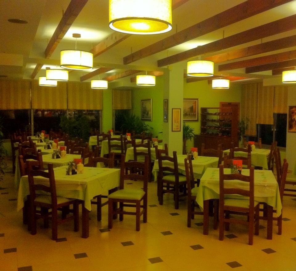 Shëngjin Hotel Alba מראה חיצוני תמונה